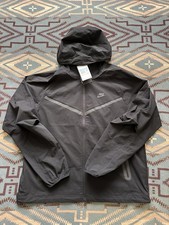Nike Tech Woven Windrunner Jacket Men’s L Black HM7151-010 NWT $130 Large picture