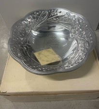 Lenox Butterfly Meadow 3 Qt. Bowl Metal Serveware Silver Aluminum picture