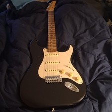 Fernandes STRATOCASTER LE-1 electric guitar picture