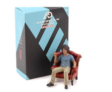 RWB Akira Nakai-San Figure 1 w Chair American Diorama 18501 1:18 3.5