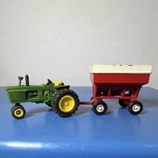 John Deere 4010 1/64 ERTL narrow Diesel Tractor Toy w/ Red Wagon/Agriculture picture