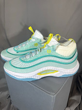 Nike Cosmic Unity 3 Joy Low Top Flymesh Lace-Up Sneaker DV2757-300 picture