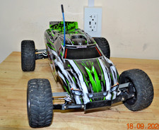 Traxxas Rustler - 2WD Stadium Truck - XL5 - Titan 12T  - TQ Radio - LiPo Battery picture