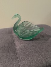 Vintage Fenton Green Iridescent Glass Swan Salt Dish Souvenir Read picture