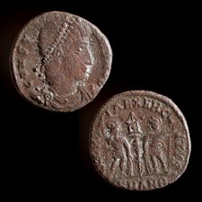 Constans AE3 337-347 AD Antioch Two Soldiers Ancient Roman Coin picture