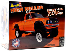 Revell Chevy Chevrolet LUV 4x4 Pickup 