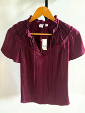 GAP Burgundy Chiffon Ruffle Pleated V-Neck Short Sleeve Blouse Women’s XS picture