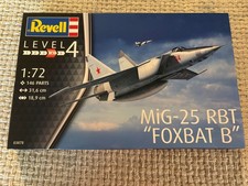 1/72 Revell MiG-25 RBT “Foxbat B” Russian Reconnaissance Aircraft picture