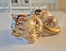 Vintage Takahashi Sleeping Cat Porcelain Imari Figurine Japan Hand Painted picture