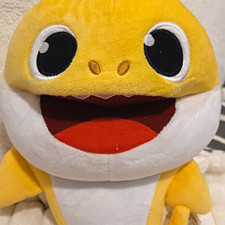 Pinkfong Baby Shark Yellow/White Plush Stuffed Animal Toy 2019 Tested  picture