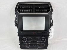 2016-2017 Ford Explorer Radio Control Panel AC Heat Climate Temperature Control picture