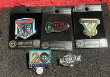 Set of 5 Seattle Mariners Logo  Collector  Pins BLOWOUT PRICE picture