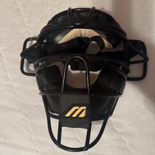 Mizuno Baseball/Softball Catcher’s Facemask Adult Size Black picture