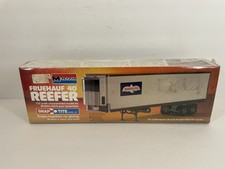 Vintage Monogram Snap Tite 1/32 Scale Fruehauf 40' Reefer Model Kit #1206 Birds picture