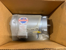 BALDOR RELIANCE VM3116 3PH MOTOR 1HP 208-230/460V 3.7-3.4/1.7A 1725RPM 56C (NEW) picture