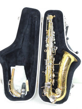 1965 Eb ALTO🎷BUESCHER SILVERTONE SAXOPHONE  USA w/ EXTRAS SKB case picture