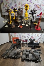 LOT 75+ Piece Vintage Lionel O-27 Gauge Train Tracks, Switches, Signals, Scenery picture