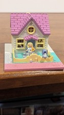 Polly Pocket Vintage 1993 Bluebird Toys Cozy Cottage w/ 1 Figure picture