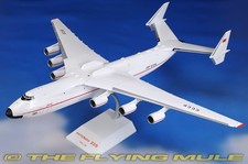 JC Wings 1:200 An-225 Mriya Antonov Design Bureau CCCP-82060 w/Stand picture