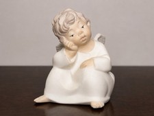 Lladró Angel Thinking #4539 Matte Porcelain Figurine Retired Made in Spain picture
