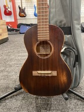 Excellent Martin T1 StreetMaster Mahogany Tenor Ukulele picture