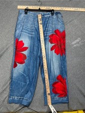 SHEIN Blue Cropped Jeans with Red Floral Prints picture