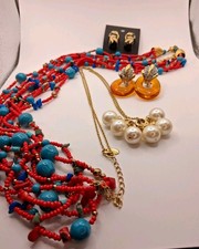 Joan Rivers Mixed  Lot 4 Pc 2 Necklaces & 2 Earrings Multicolor, interchangeable picture