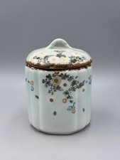 Antique Japanese Porcelain Lidded Jar, Taisho‑Early Showa circa 1920‑1940 picture