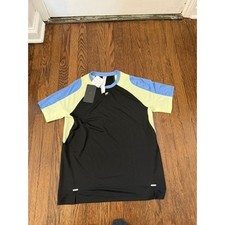 Mens Fabletics Workout Shirt size Medium The 02 Tee New With Tags picture