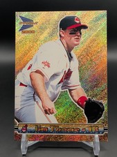 2000 Pacific Prism - Jim Thome #46 Gold Rapture picture