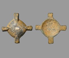 Premium Ancient Roman Bronze Cruciform Plate Brooch (Circa 2nd Century AD) 31mm picture