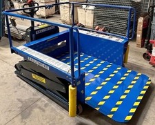 Ballymore PLD-PLUS Powered Portable Loading Dock - READ DESCRIPTION picture