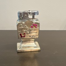 Vintage Mid-century Japanese Table Lighter Featuring A Silver Tone Metal Body 8