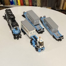 LEGO Creator Expert 10219 Maersk Train Trains Set 1234 pcs 2011 picture