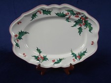VILLEROY & BOCH CHINA HOLLY LARGE OVAL SERVING PLATTER 14” EUC picture