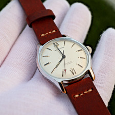 Vintage Waltham Incabloc 17 Jewel Swiss Mechanical Watch Roman Numerals, running picture