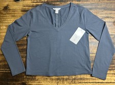 NEW Athleta Essential V Neck Top Long Sleeve Shirt Shadow Blue Size Extra Small picture