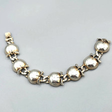 1940s Napier Signed Sterling Silver Repousse Pomegranate Link Bracelet 7