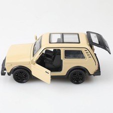 1/36 Lada Niva VAZ-2121 Diecast Metal Model Toy Car Pullback Action Retro Kids picture