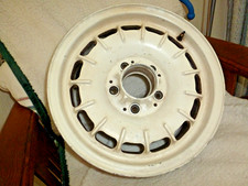 Mercedes 14 inch Wheel 108 400 09 02 6Jx14H2  Paint Issue picture