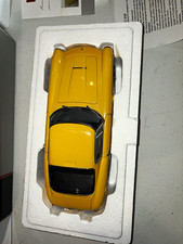 CMC 1:18 1961 Ferrari 250 GT Berlinetta SWB Yellow Diecast Opening Parts picture