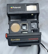 Polaroid Sun 660 Autofocus Instant Film Camera Vintage Black  w/Strap Not Tested picture