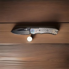 Heretic Knives Wraith V3 Prototype MagnaCut Pocketknife Carbon Fiber Blue picture