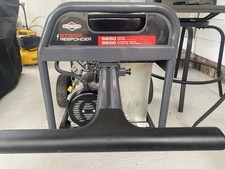 Generator/ Generador picture