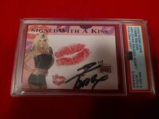 2002 Fleer WWE Absolute Divas Torrie Wilson Signed With A Kiss PSA 8-RARE picture