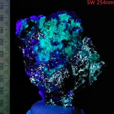 Willemite & Fluorite fluorescent three colours specimen Red Cloud Arizona 0.29kg picture