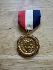 VTG  1972 Junior College Track Medal NJCAA  880 Yds Race Winner Ribbon Medal picture