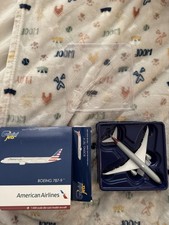 Gemini Jets American Airlines 787-9 Model Plane 1:400 Scale picture