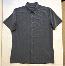 Vuori Men’s M Gray Short Sleeve Button-Up Shirt Chest Pocket picture