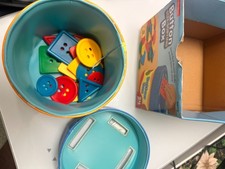 Lakeshore Button Size-Sorting Box-Motor Skills Learning picture